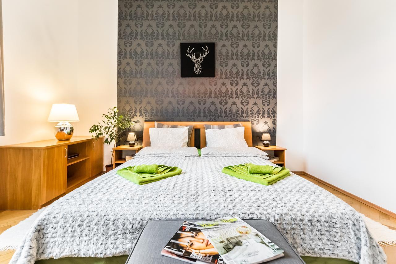 Park View Apartment With Sauna, A/C Budapest Esterno foto