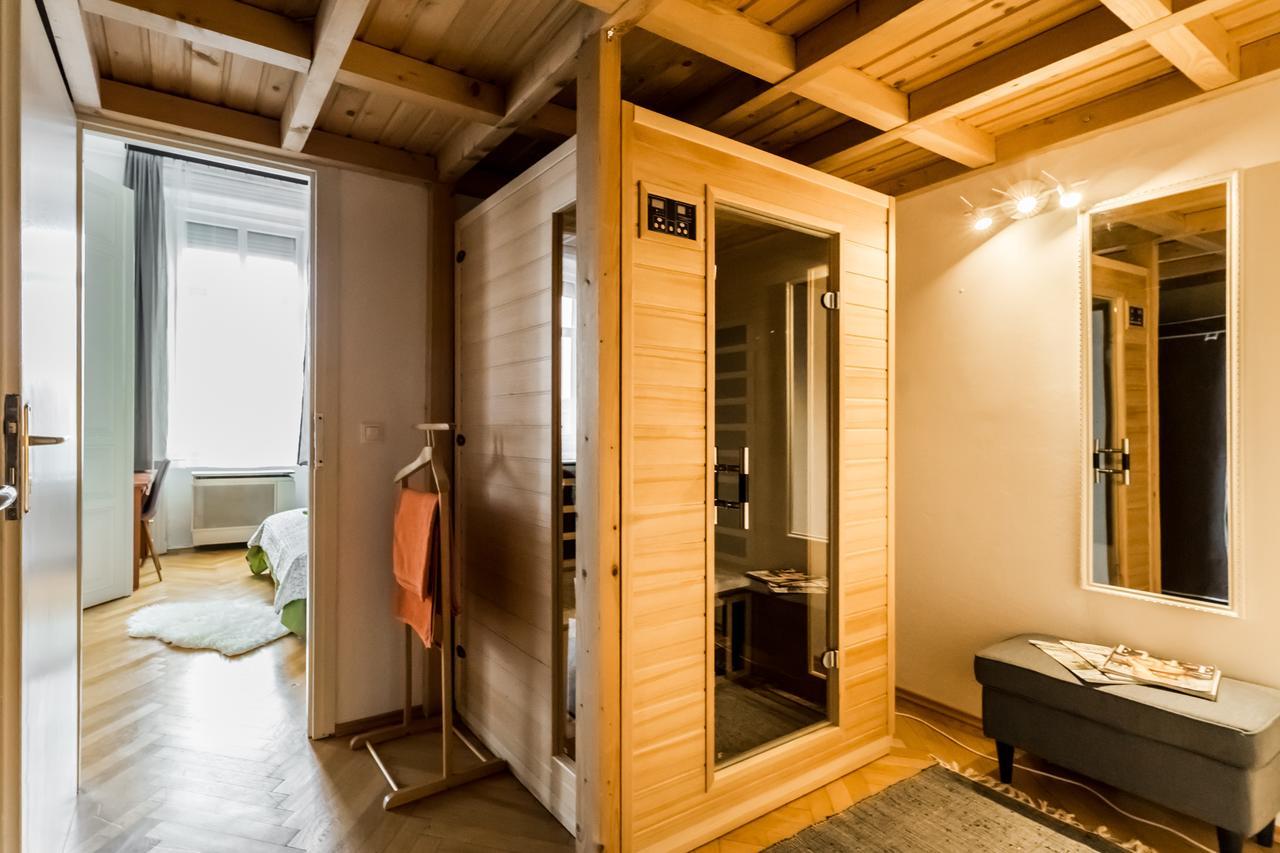 Park View Apartment With Sauna, A/C Budapest Esterno foto